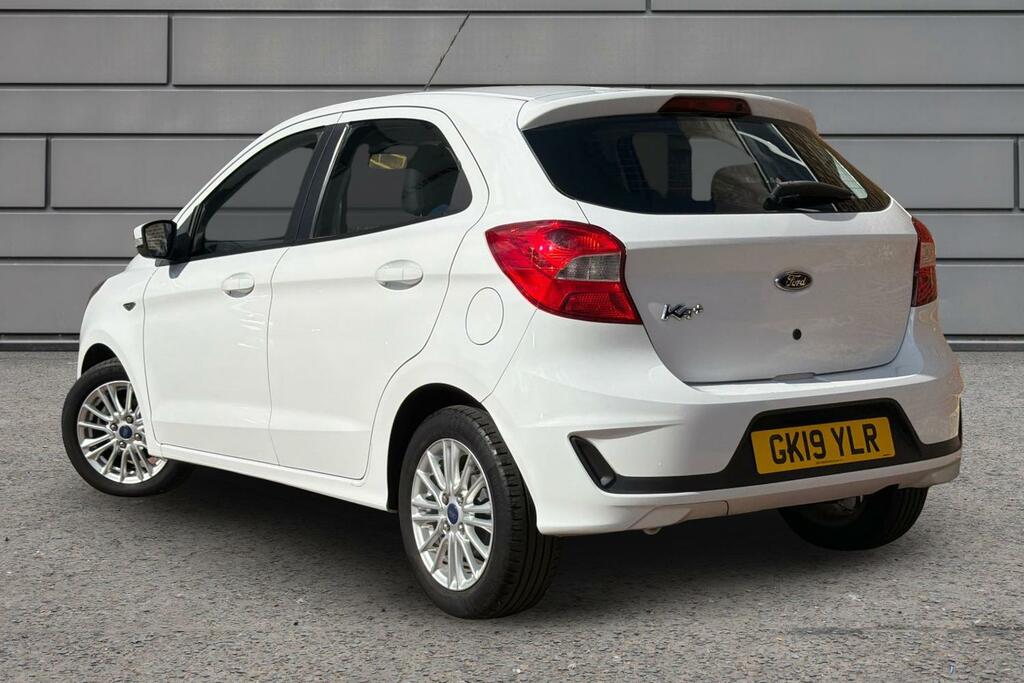 Ford KA+ Ford Ka Hatchback 1.2 85 Zetec White #2