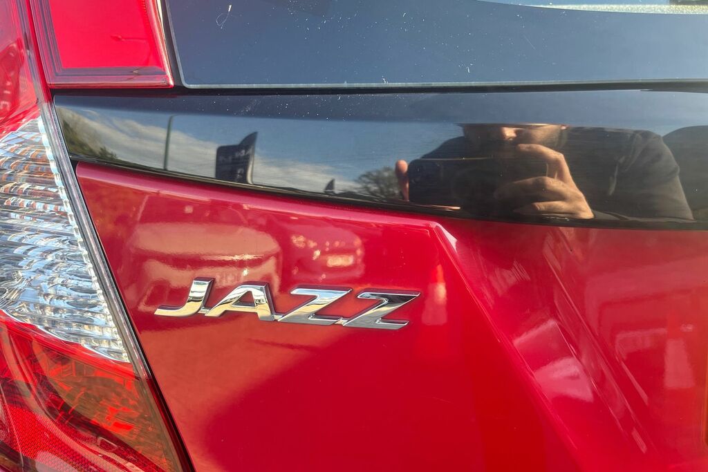 Honda Jazz 1.3 I-vtec Se Cvt Hatchback Blue #24