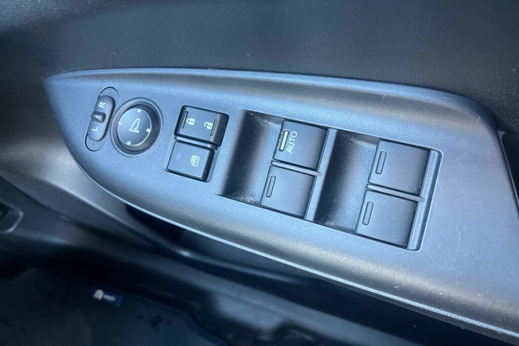 Honda Jazz 1.3 I-vtec Se Cvt Hatchback Blue #16