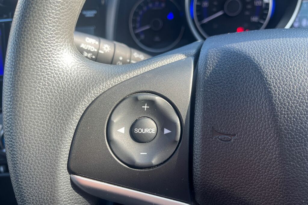 Honda Jazz 1.3 I-vtec Se Cvt Hatchback Blue #14