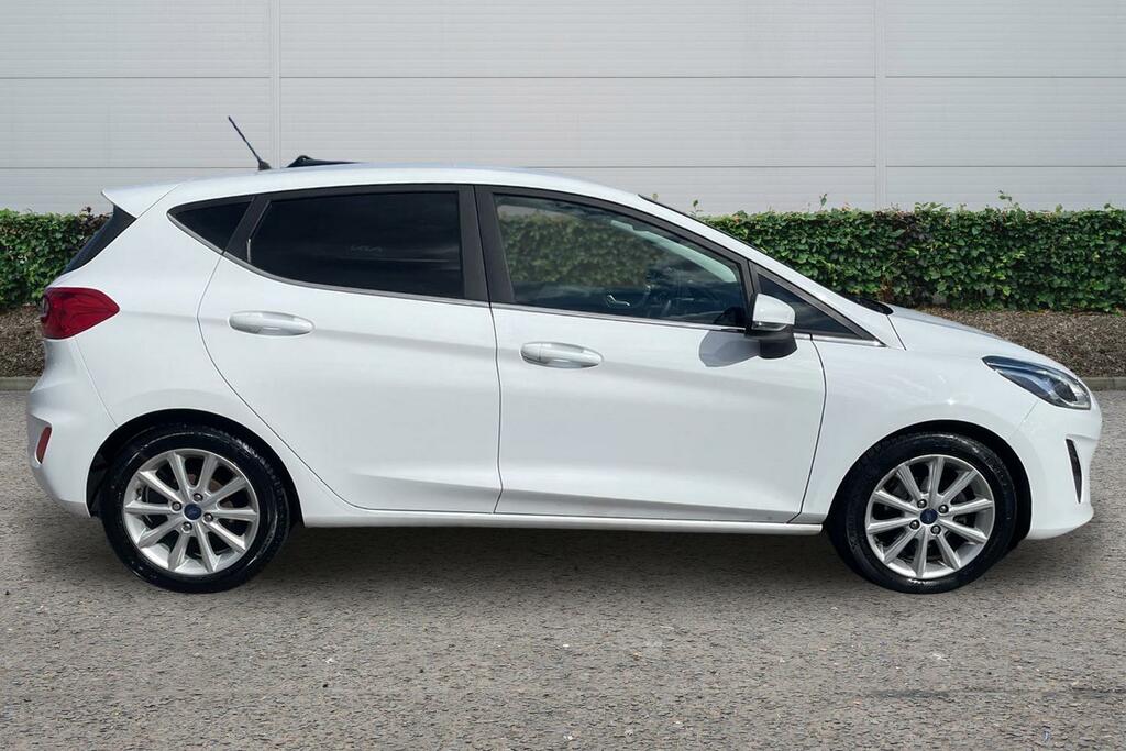 Ford Fiesta Ford Fiesta Hatchback 1.0 Ecoboost Titanium Au White #3
