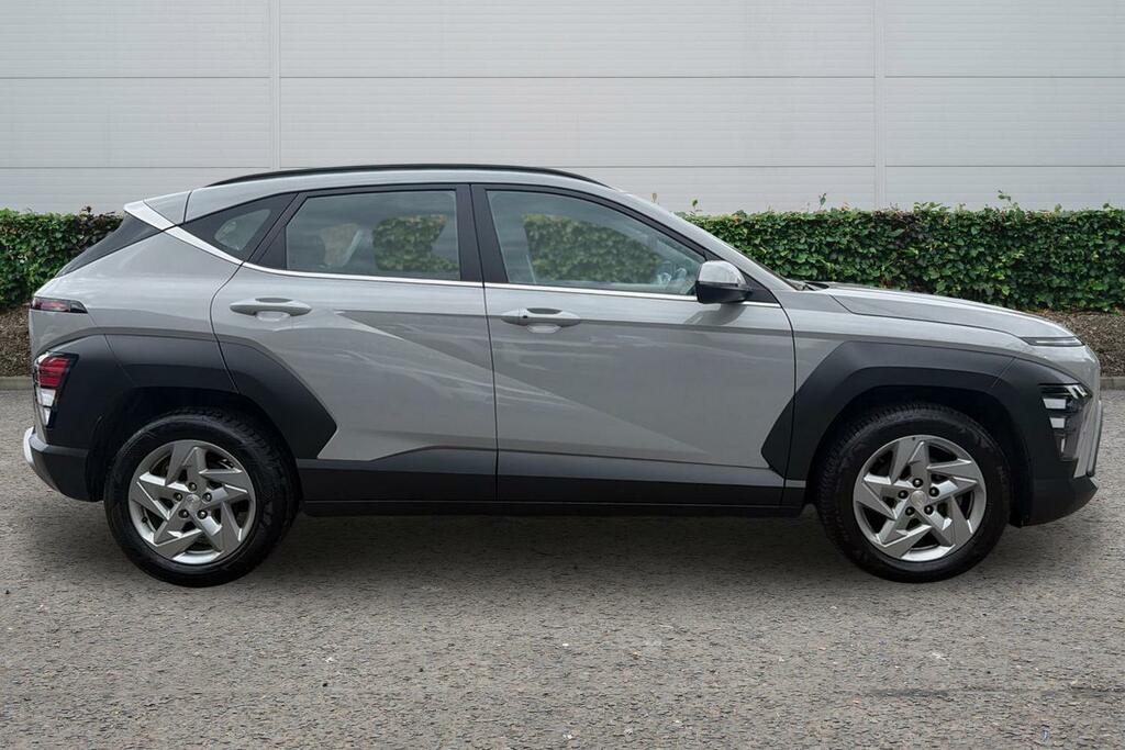 Hyundai Kona Hyundai Kona Hatchback 1.0T Advance Grey #3
