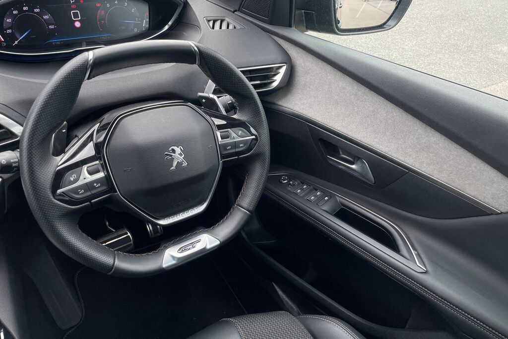 Peugeot 3008 Active Premium Black #32