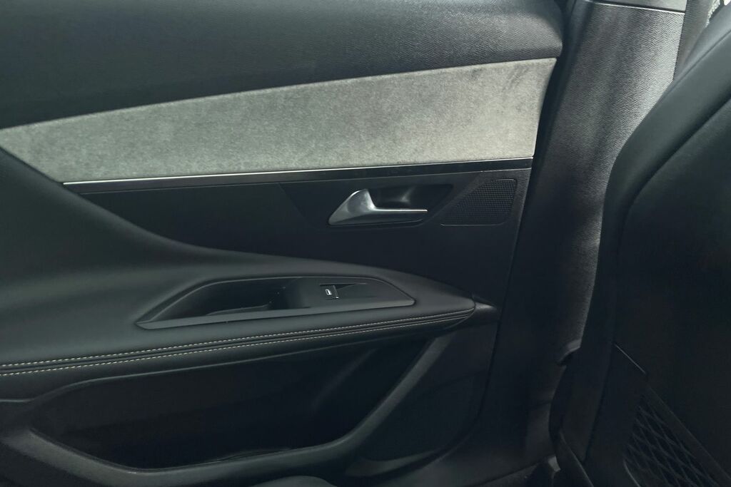Peugeot 3008 Active Premium Black #30