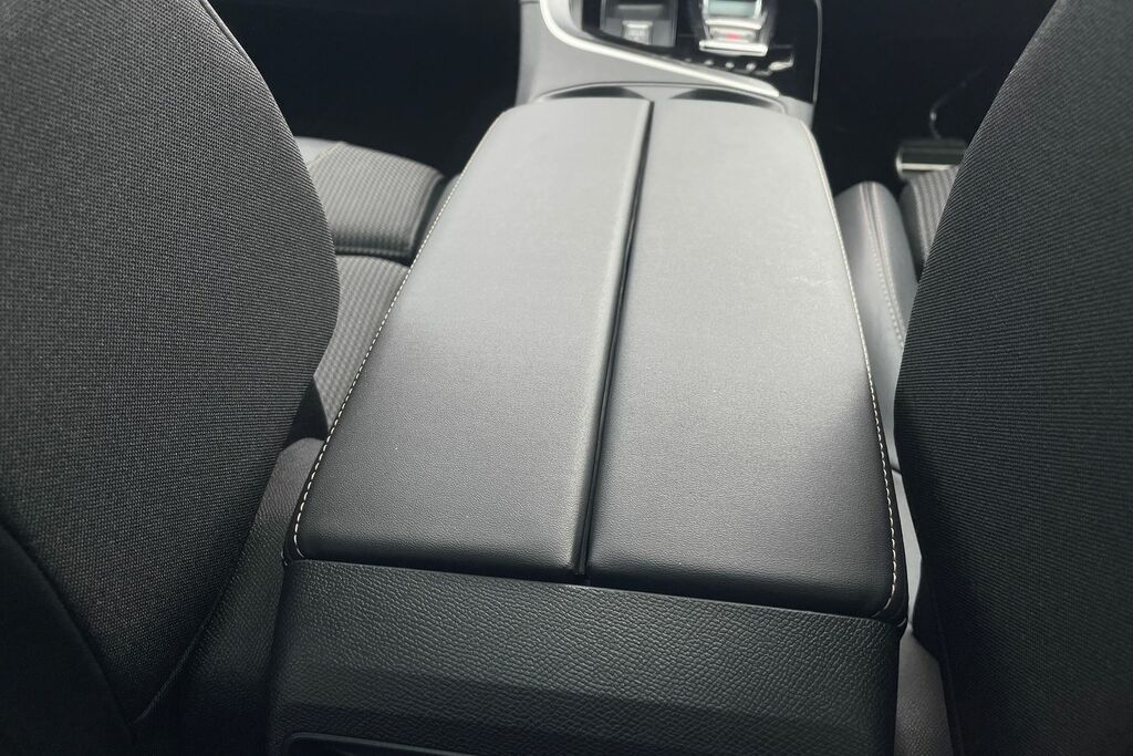 Peugeot 3008 Active Premium Black #28