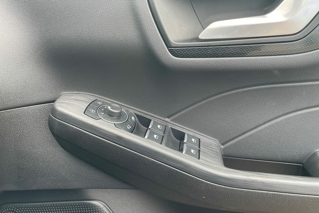 Ford Kuga 2.5H Duratec St-line X Edition Suv Hybr Black #16