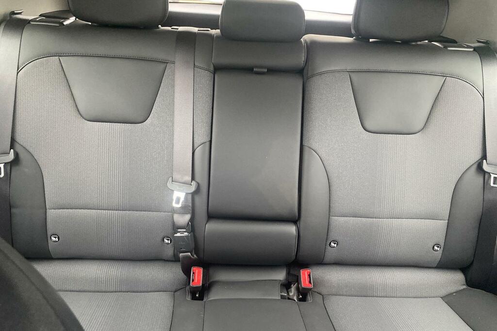 Kia e-Niro 64.8Kwh 3 Suv 201 Bhp White #16