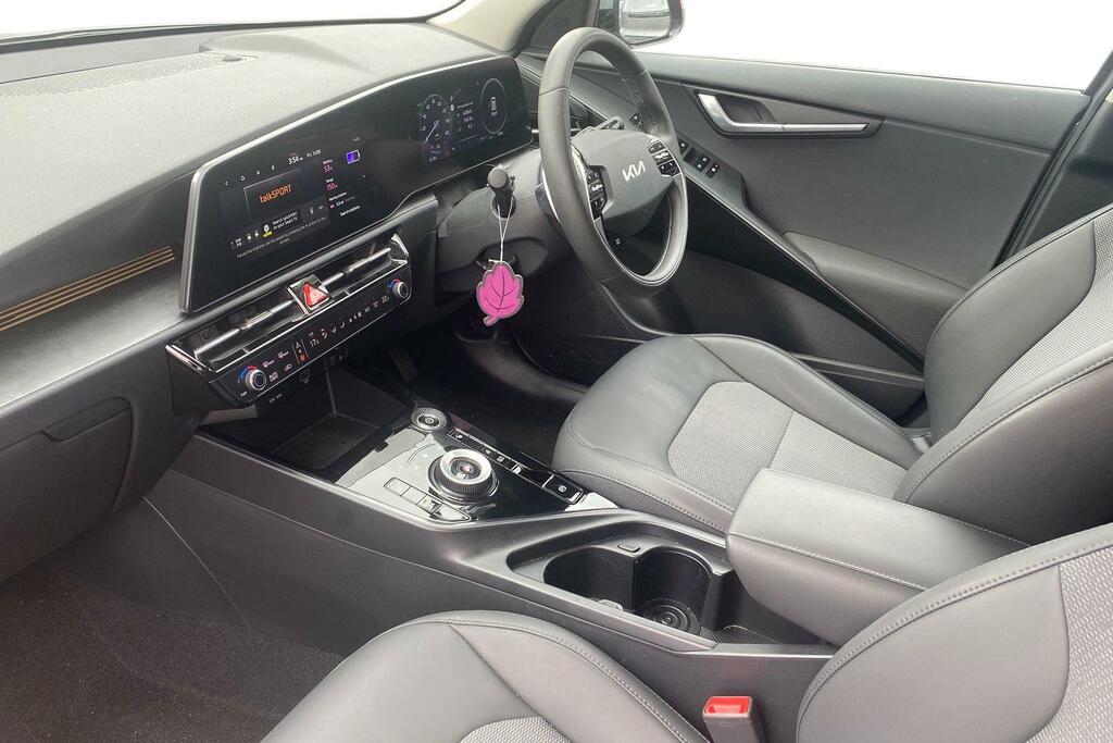 Kia e-Niro 64.8Kwh 3 Suv 201 Bhp White #7