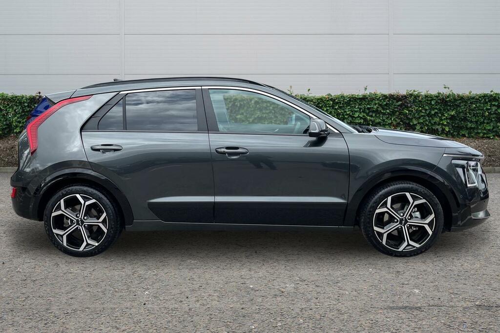 Kia Niro Kia Niro Estate 1.6 Gdi 127 Hybrid 4 Dct Grey #3