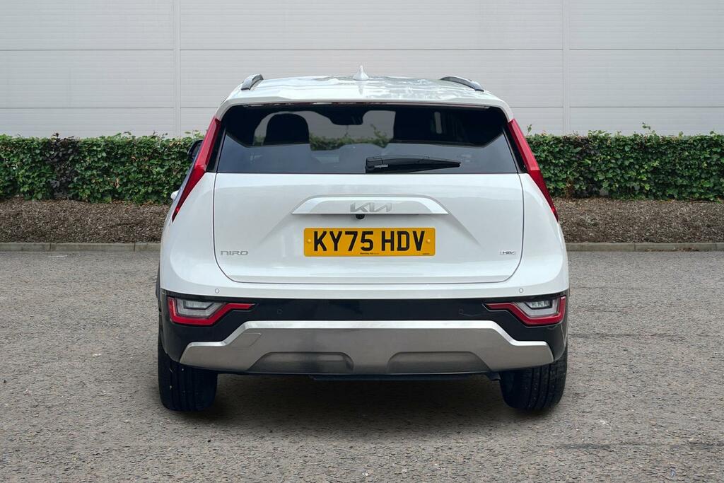 Kia Niro Kia Niro Estate 1.6 Gdi 136 Hybrid Aspire Dct White #5