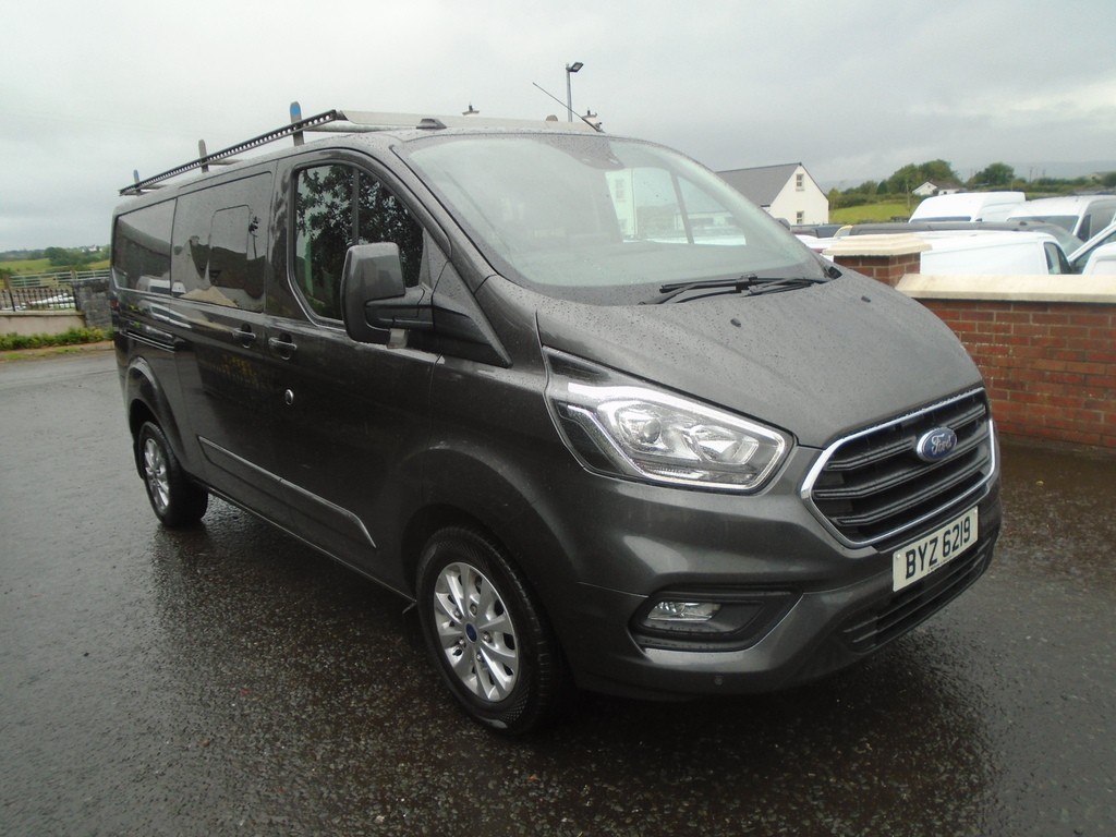 Ford Transit Custom Double Cab In Van Lwb.