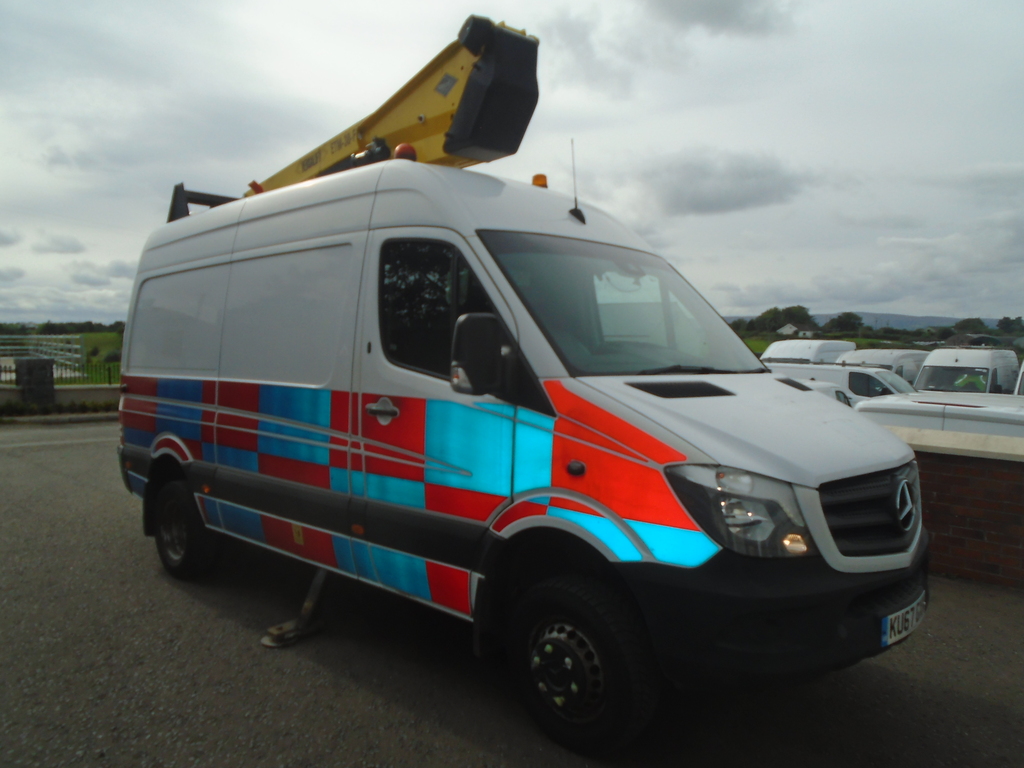 Mercedes-Benz Sprinter Cherrypicker. 
