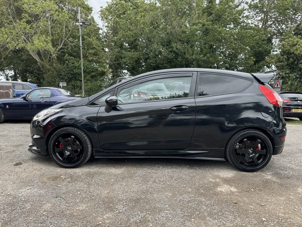 Ford Fiesta 1.6 T Ecoboost St-2 Black #5