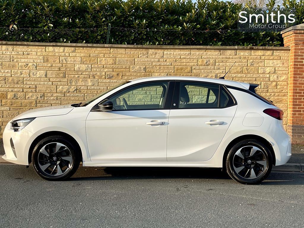 Vauxhall Corsa-e 50Kwh Se Nav Premium 7.4Kw Charger White #4