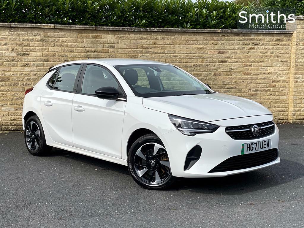 Vauxhall Corsa-e 50Kwh Se Nav Premium 7.4Kw Charger White