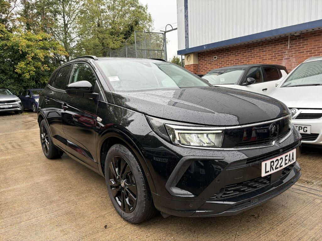 Vauxhall Grandland 1.6 13.2Kwh Gs Line Euro 6 Ss Black