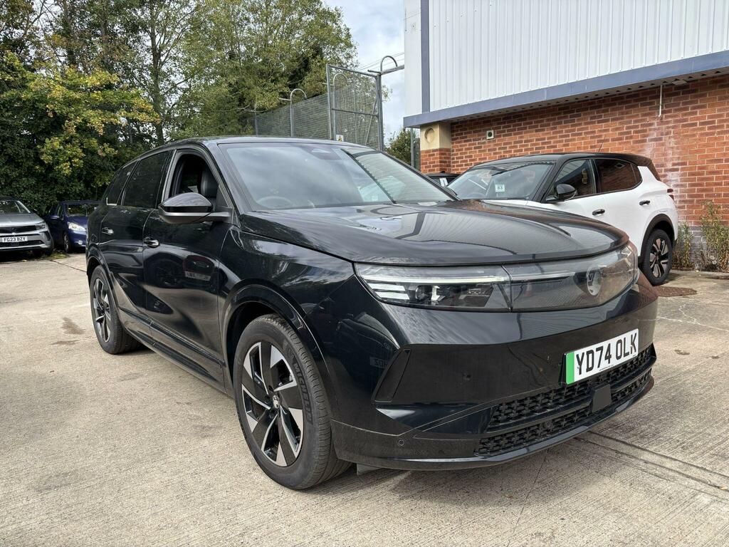 Vauxhall Grandland 73Kwh Gs Black