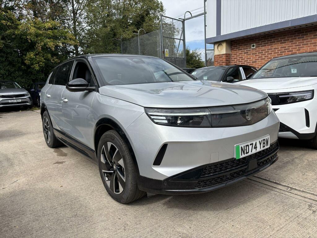 Vauxhall Grandland 73Kwh Gs Silver