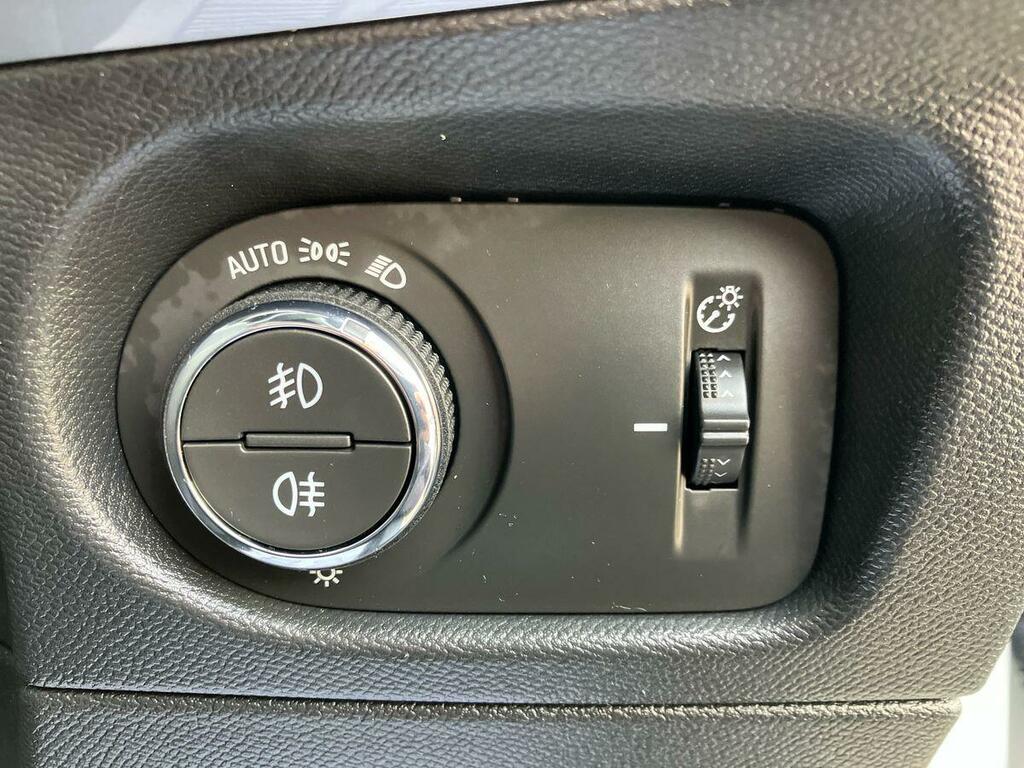 Vauxhall Mokka-e 50Kwh Se Nav Premium Grey #22