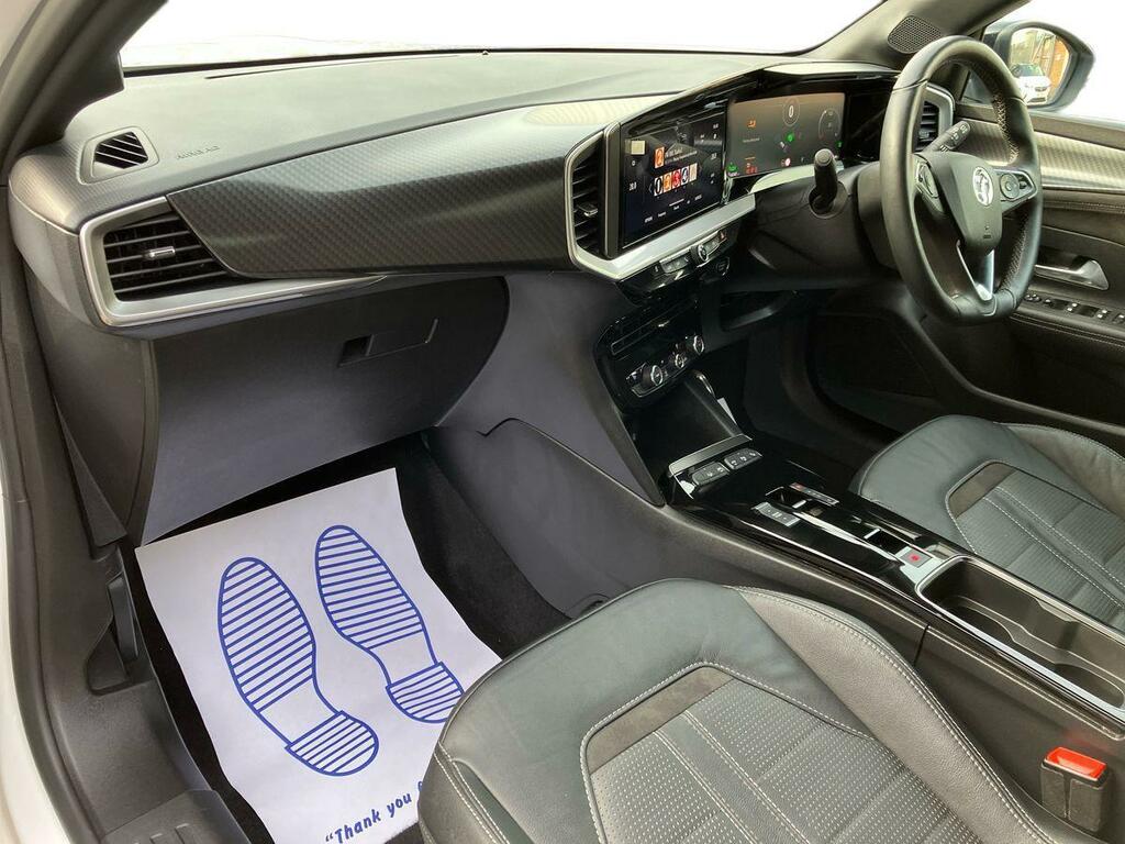 Vauxhall Mokka-e 50Kwh Ultimate Edition White #2