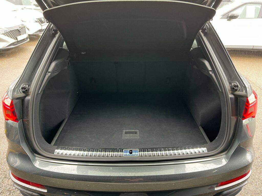 Audi Q3 1.5 Tfsi Cod 35 Black Edition S Tronic Euro 6 Ss Grey #5