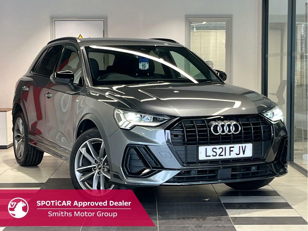 Audi Q3 1.5 Tfsi Cod 35 Black Edition S Tronic Euro 6 Ss Grey