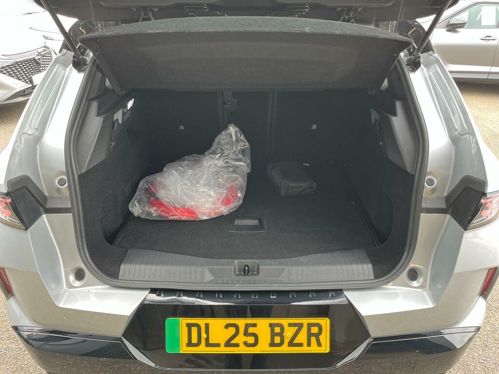 Vauxhall Grandland 73Kwh Gs Silver #5