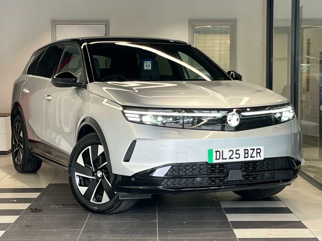 Vauxhall Grandland 73Kwh Gs Silver