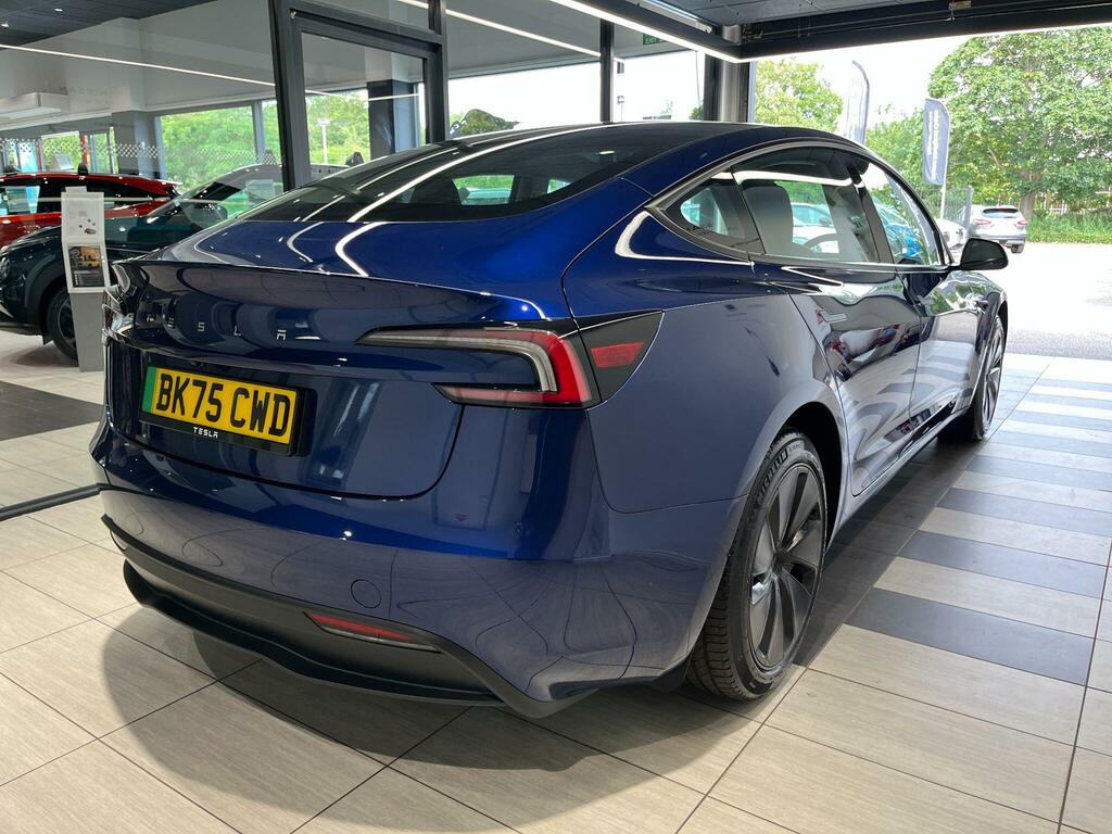 Tesla Model 3 2025 Long Range Saloon Rwd 235 Blue #18