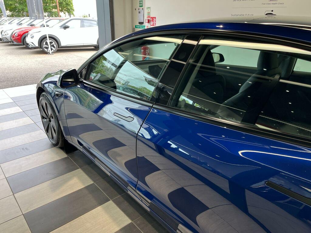 Tesla Model 3 2025 Long Range Saloon Rwd 235 Blue #16