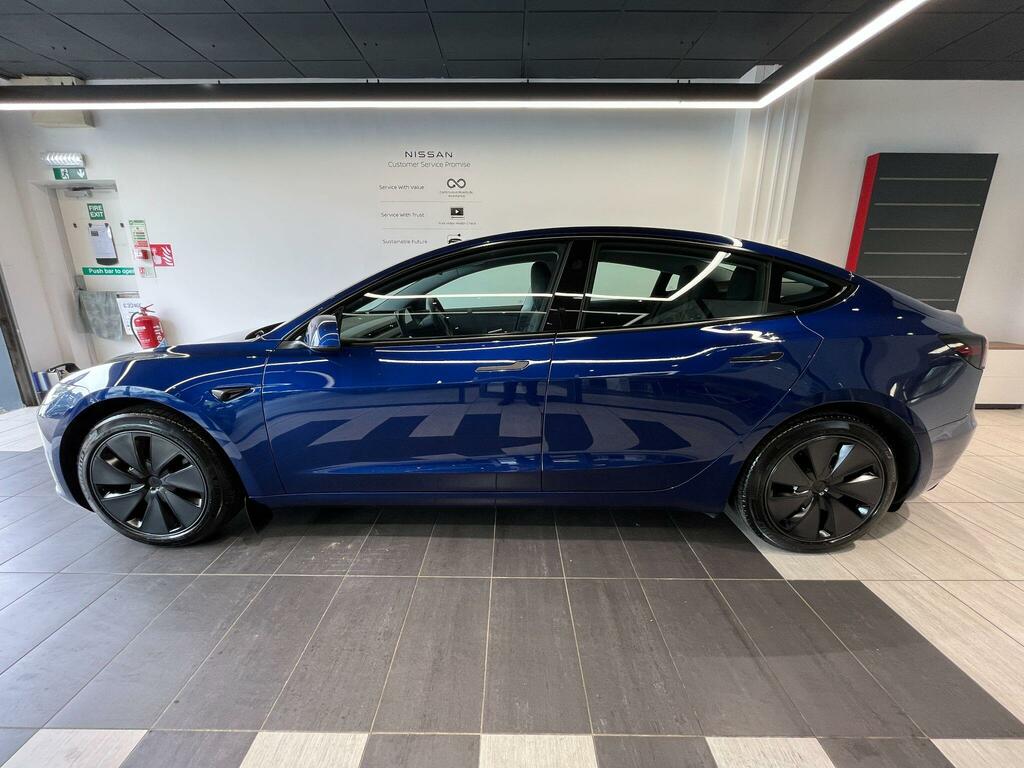 Tesla Model 3 2025 Long Range Saloon Rwd 235 Blue #24