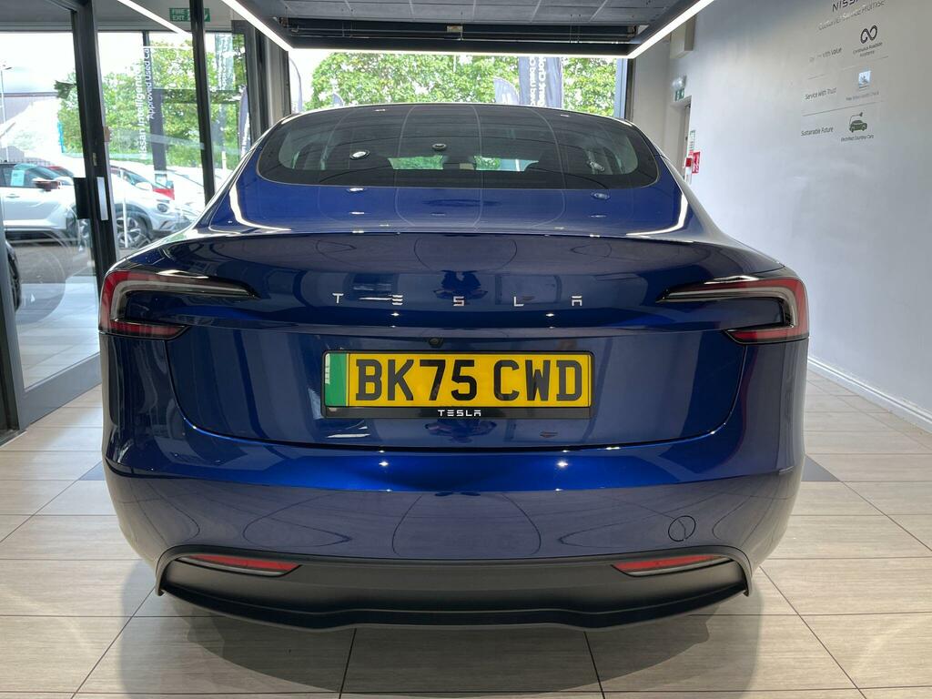 Tesla Model 3 2025 Long Range Saloon Rwd 235 Blue #9