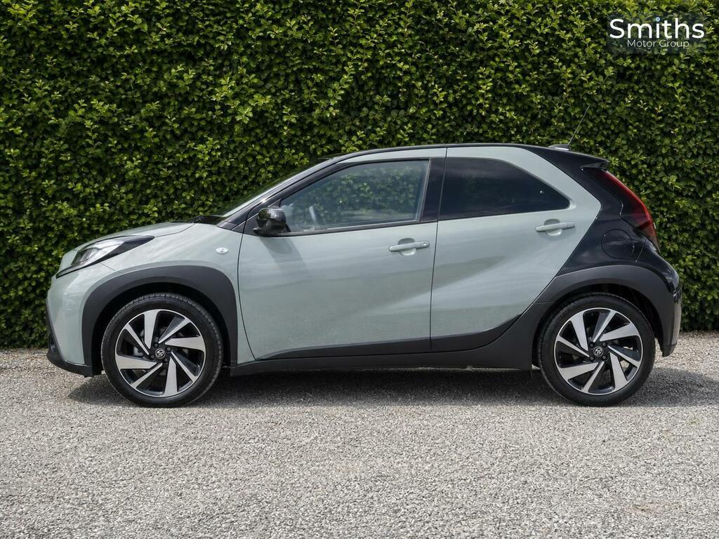 Toyota Aygo X 1.0 Vvt-i Edge X-shift Euro 6 Ss Green #4