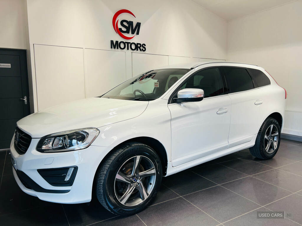 Volvo XC60 D4 181 R Design Lux Nav White #4