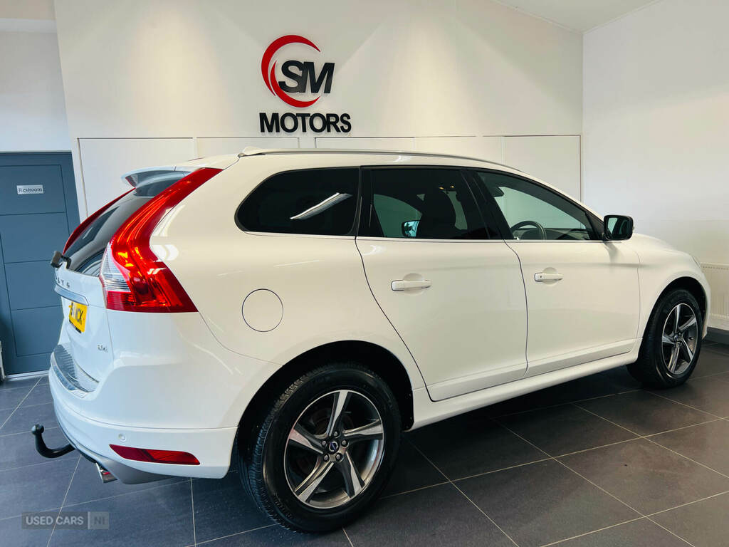 Volvo XC60 D4 181 R Design Lux Nav White #5