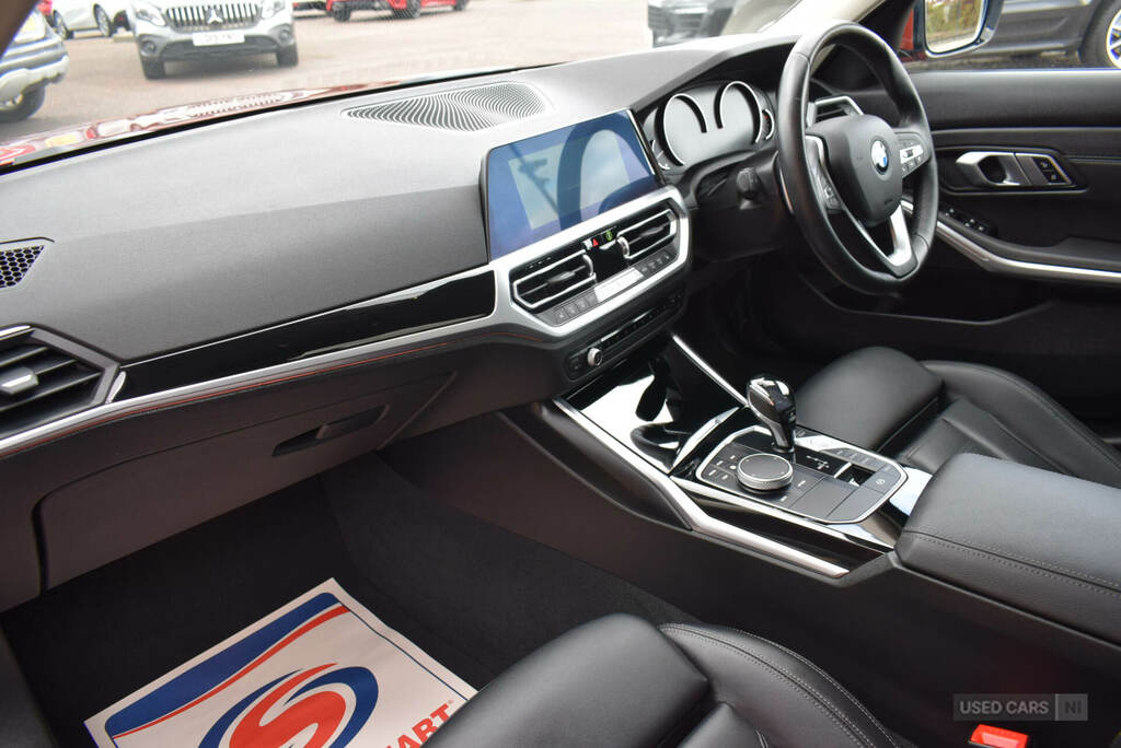 BMW 3 Series 320I Sport Step Orange #3