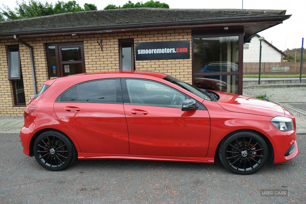 Mercedes-Benz A Class A200 Amg Line Red #4
