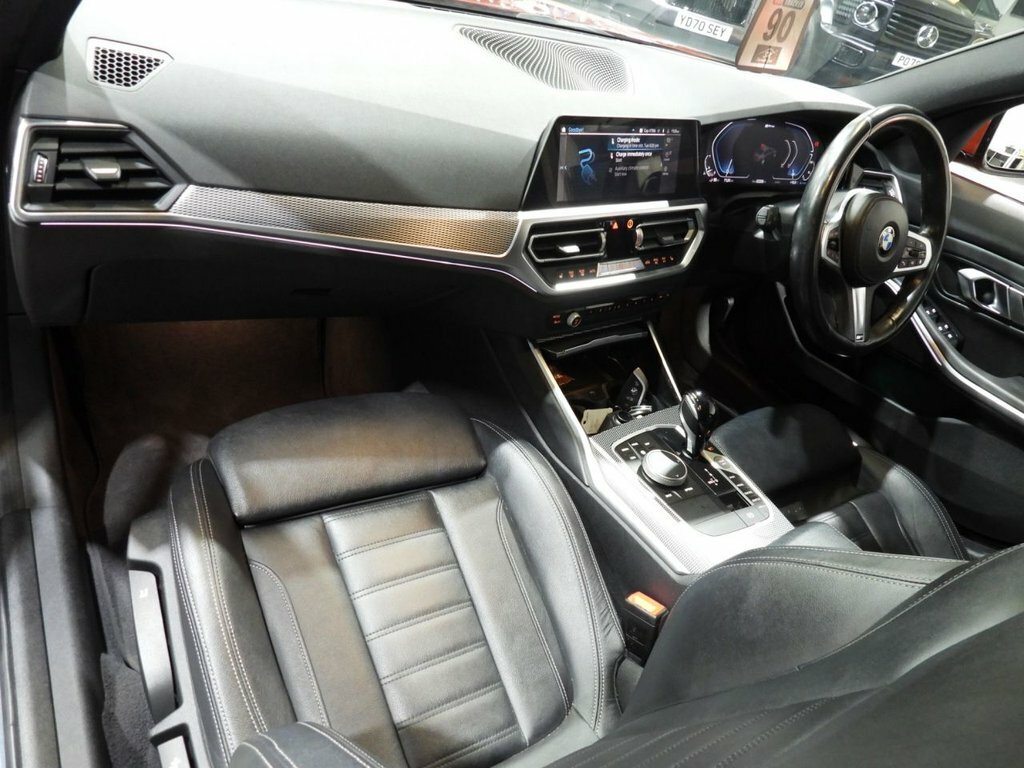 BMW 3 Series 2L M Sport GU71PLX Orange #3