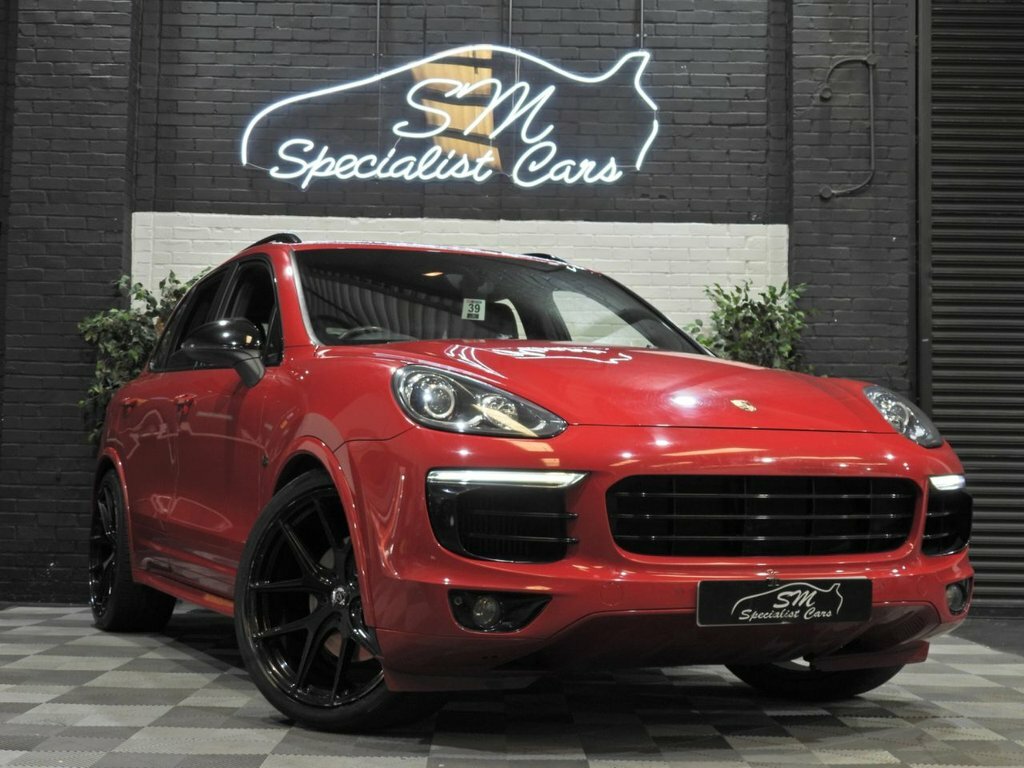Porsche Cayenne 4.2L S Red
