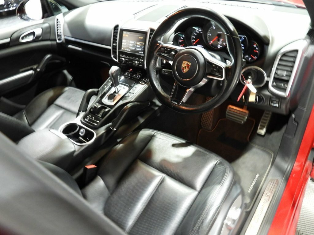 Porsche Cayenne 4.2L S Red #3