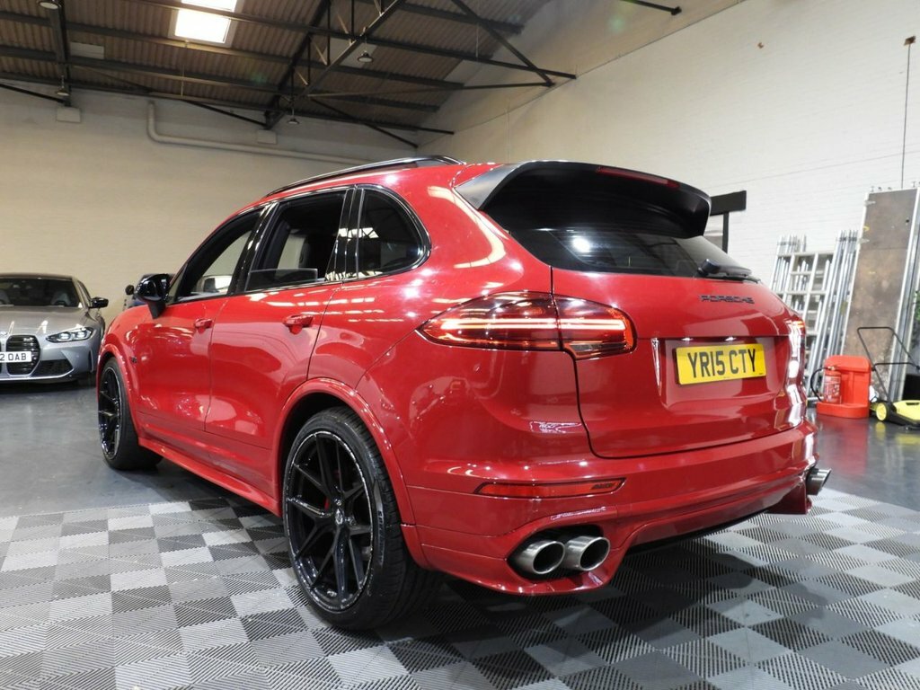 Porsche Cayenne 4.2L S Red #2