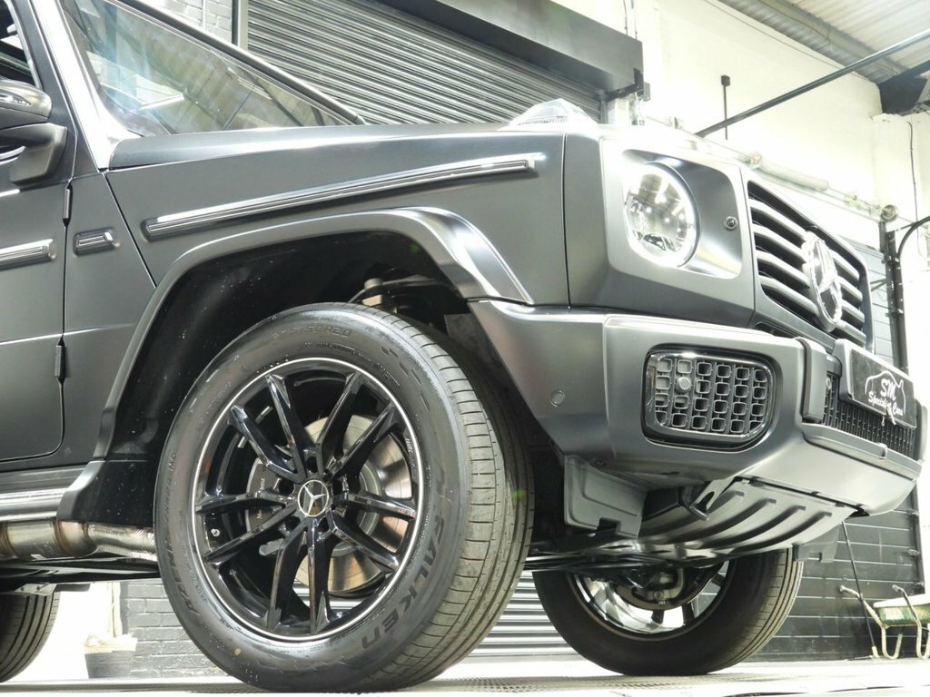 Mercedes-Benz G Class Estate Black #6
