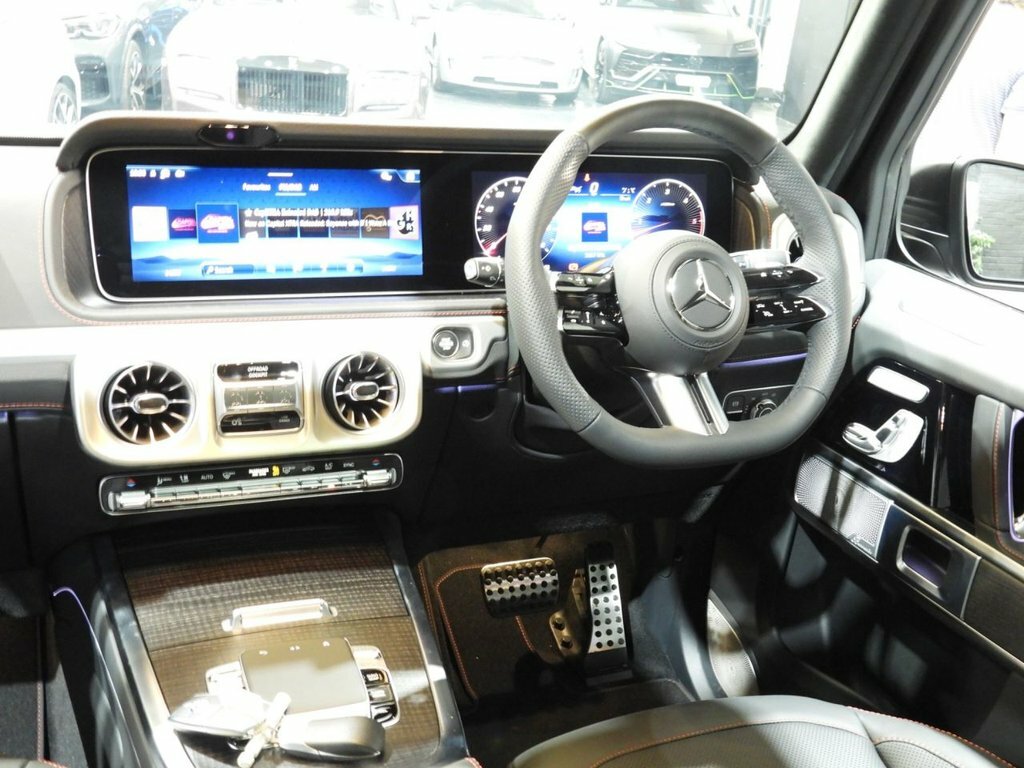 Mercedes-Benz G Class Estate Black #4