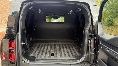 Land Rover Defender 3.0 D250 Hard Top Se Silver #11