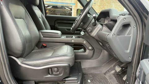 Land Rover Defender 3.0 Defender Hard Black #4