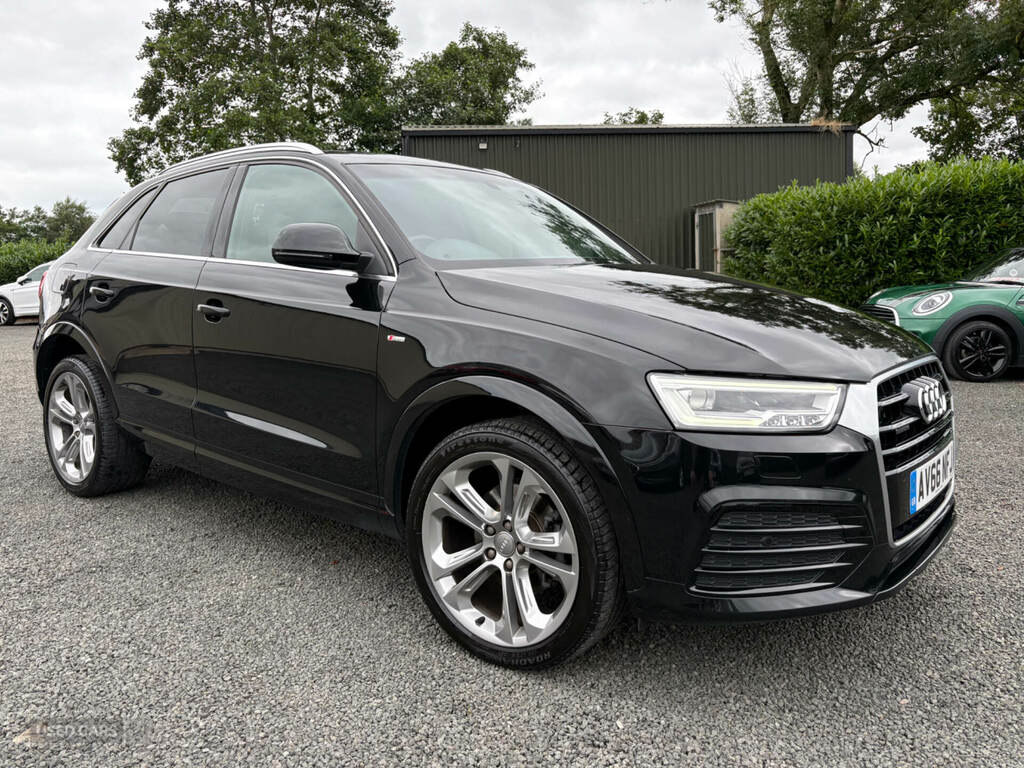 Audi Q3 2.0 Tdi 184 Quattro AV66NFJ Black #2