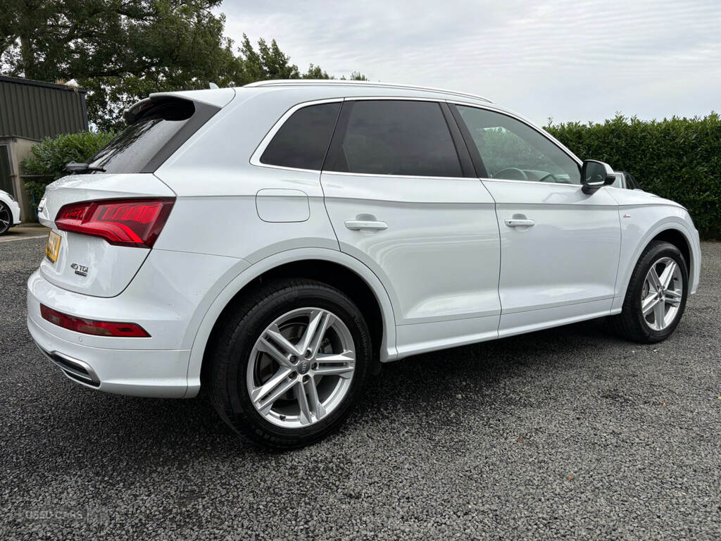 Audi Q5 40 Tdi Quattro S ET68JCV White #4