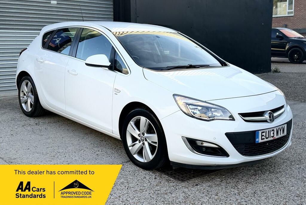 Vauxhall Astra 1.6 16V Sri Euro 5 White