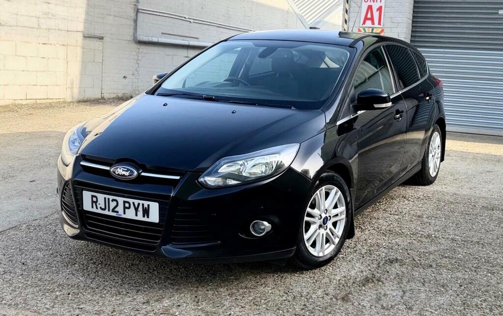 Ford Focus 1.6 Titanium Powershift Euro 5 Black