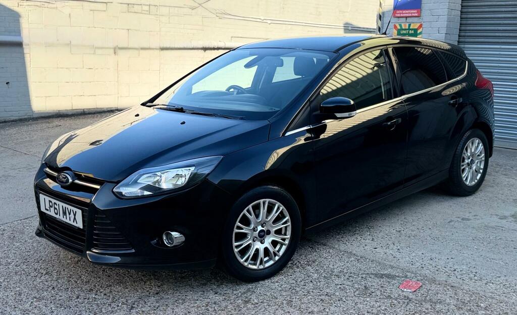Ford Focus 1.6 Titanium Powershift Euro 5 LP61MYX Black #5